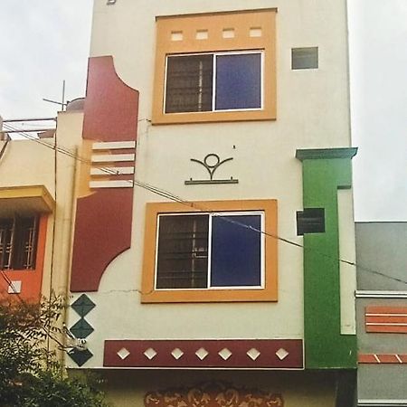 Thiru Arunai Guest House Tiruvannamalai Exterior photo